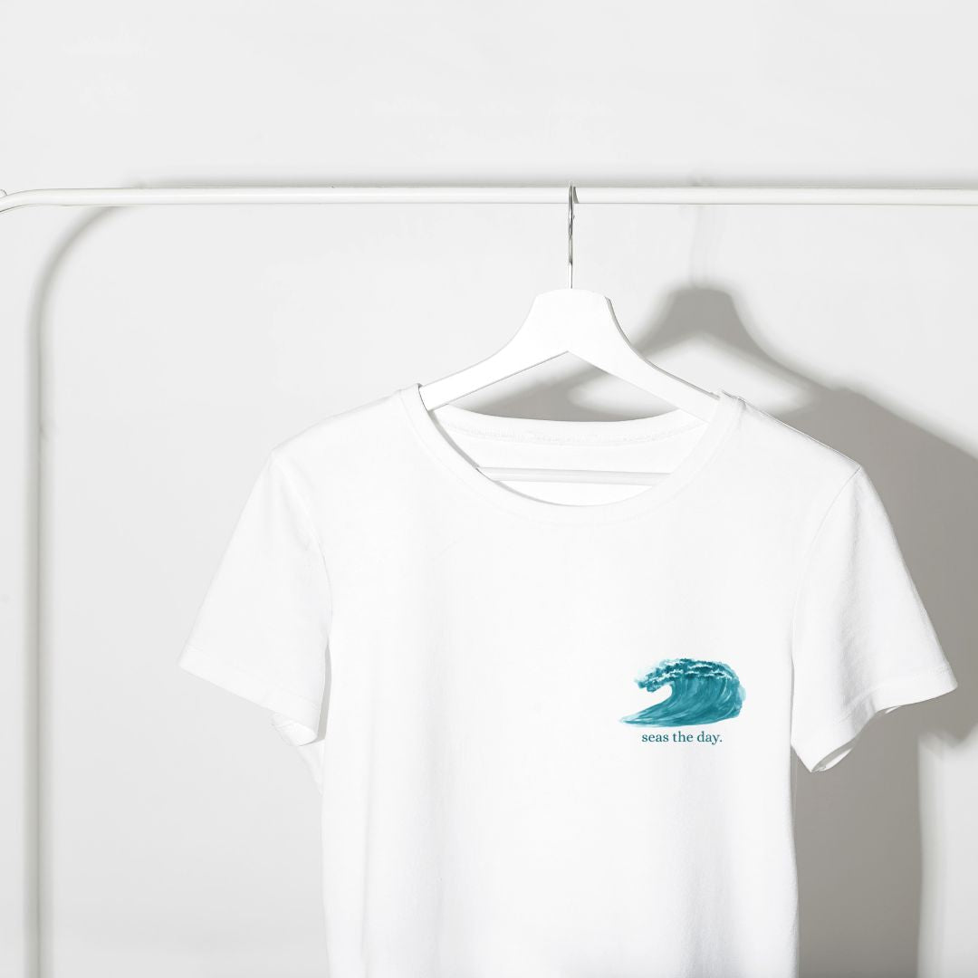 Seas the Day โ Minimalist Ocean-Inspired T-Shirt